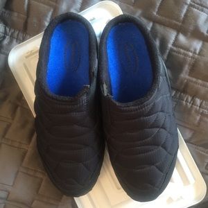 Merrel air cushion shoes